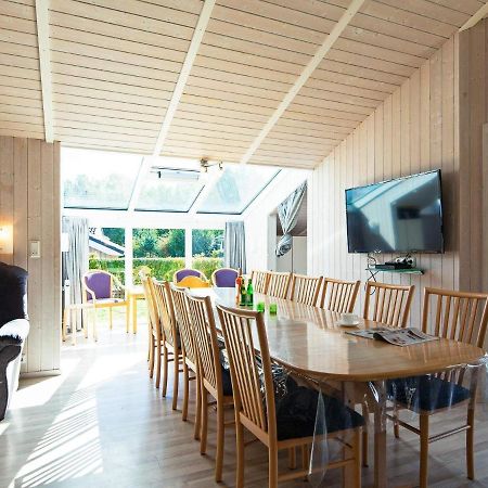 12 Person Holiday Home In Grömitz Kültér fotó