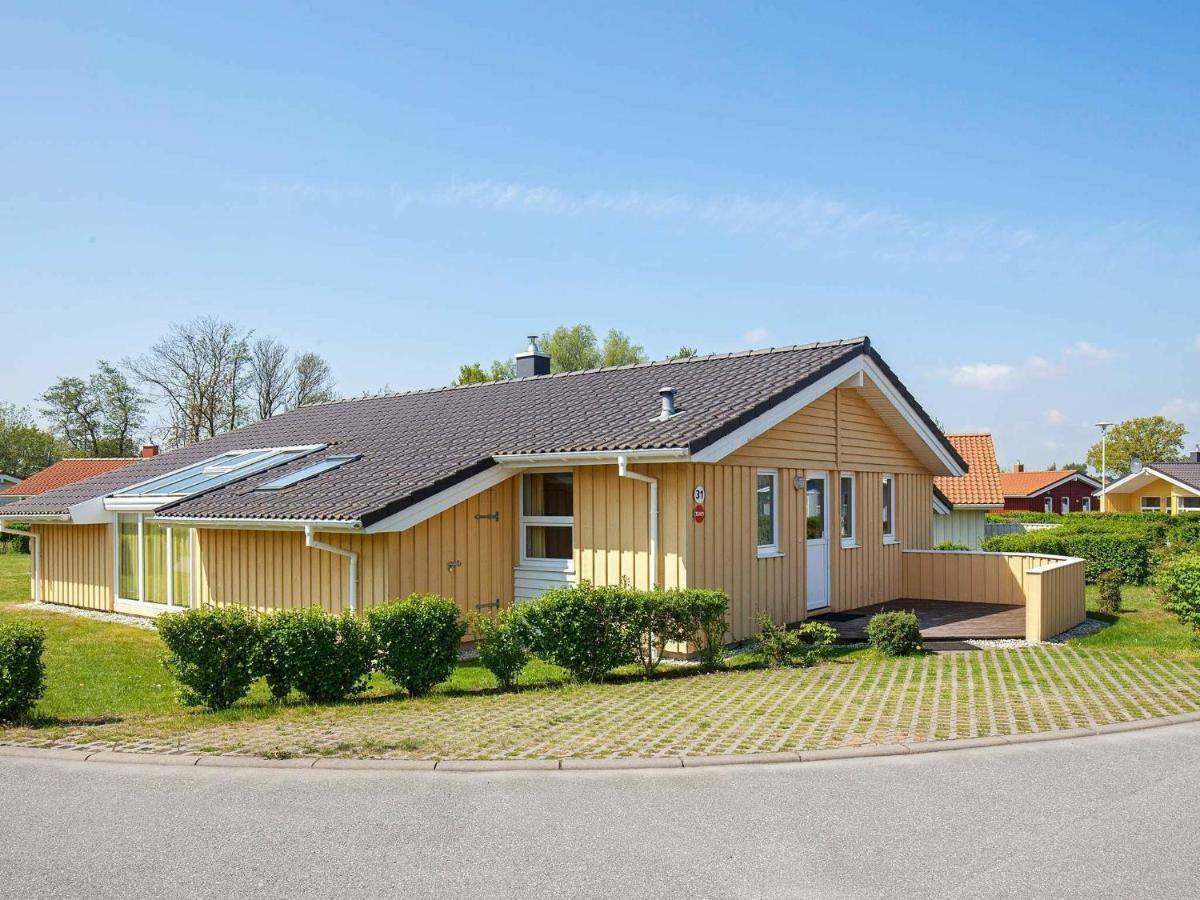 12 Person Holiday Home In Grömitz Kültér fotó